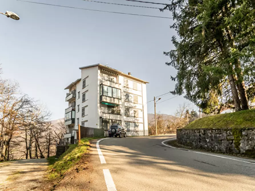 appartamento in vendita a Corniglio