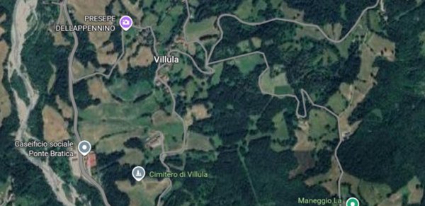 casa indipendente in vendita a Corniglio in zona Villula