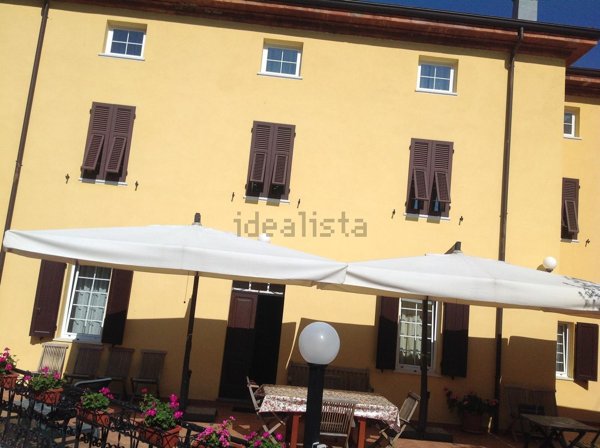 casa indipendente in vendita a Corniglio