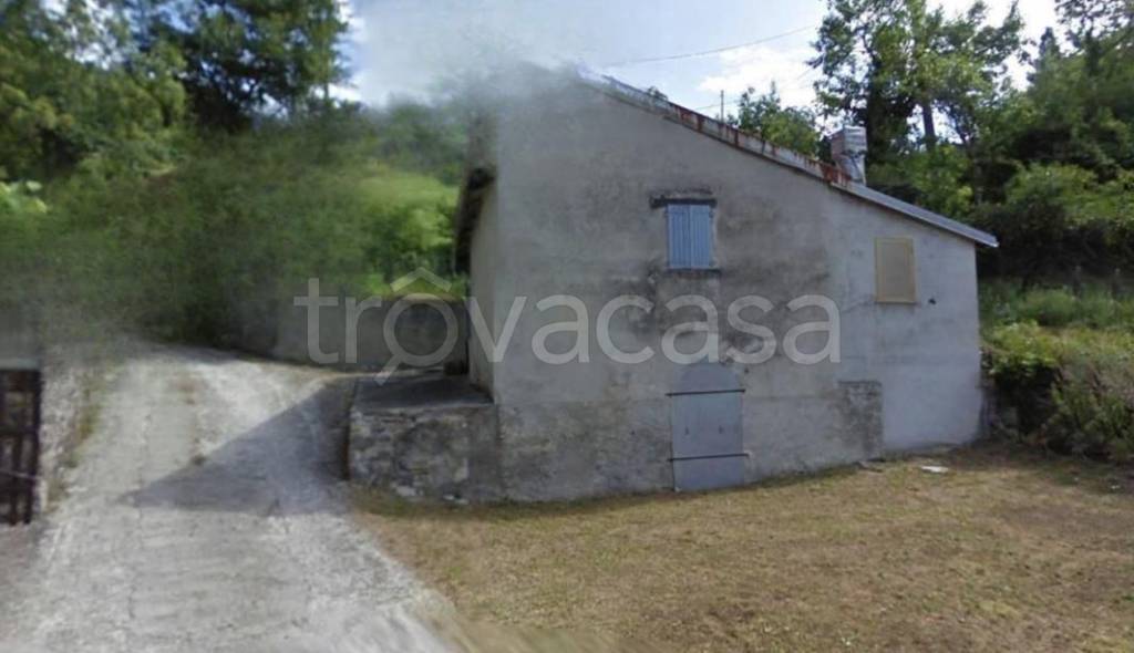 bivano in vendita a Corniglio in zona Bosco