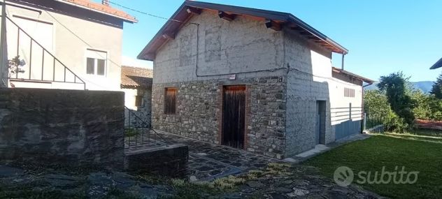 casale in vendita a Corniglio in zona Agna