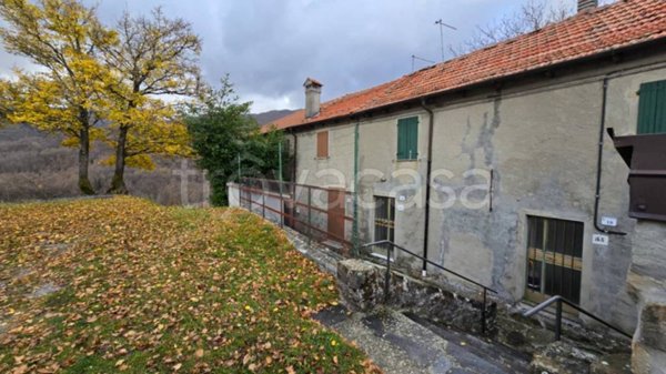casa indipendente in vendita a Corniglio in zona Bellasola