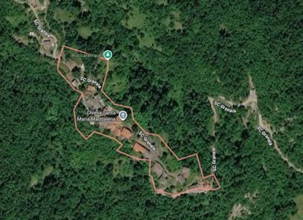 casa indipendente in vendita a Corniglio in zona La Villa