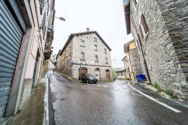 appartamento in vendita a Corniglio