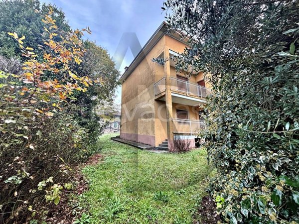 terreno edificabile in vendita a Felino