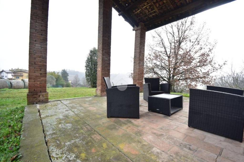 casa indipendente in vendita a Felino
