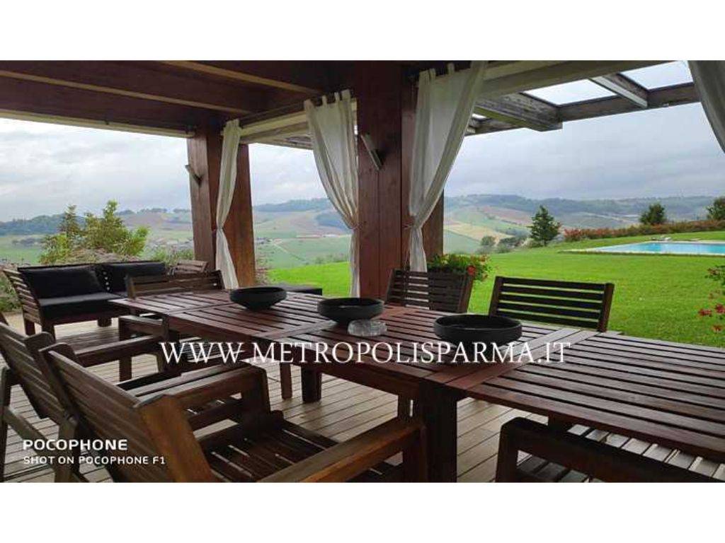 casa indipendente in vendita a Felino