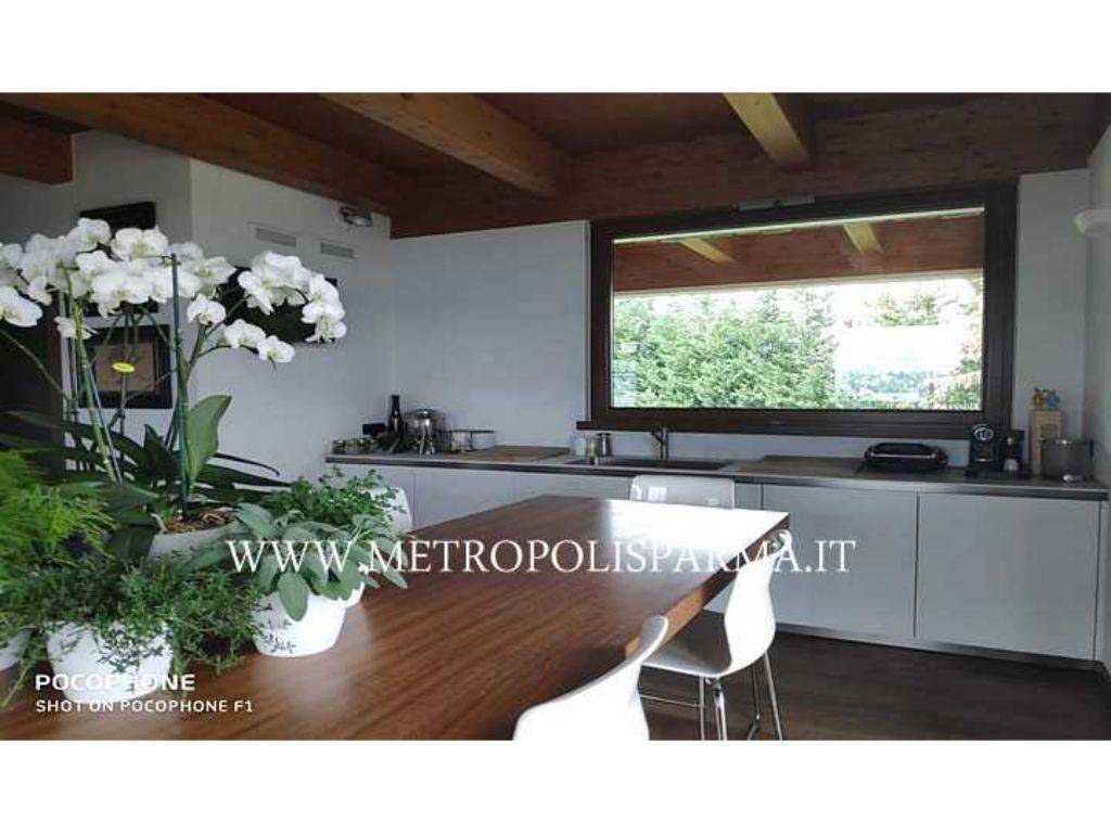 casa indipendente in vendita a Felino