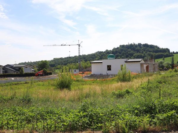 terreno edificabile in vendita a Felino