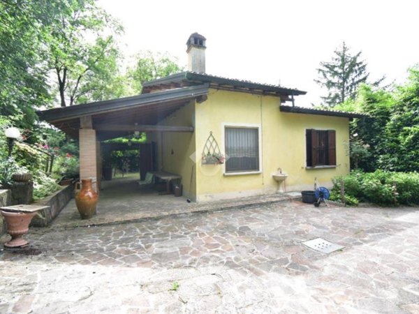 casa indipendente in vendita a Felino