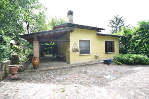 casa indipendente in vendita a Felino