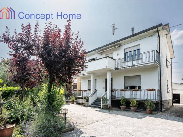 casa indipendente in vendita a Felino