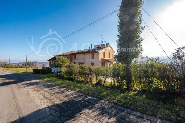 casa indipendente in vendita a Felino
