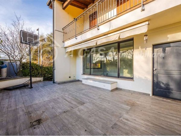 casa indipendente in vendita a Felino