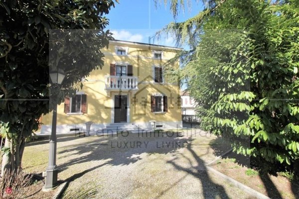 casa indipendente in vendita a Felino