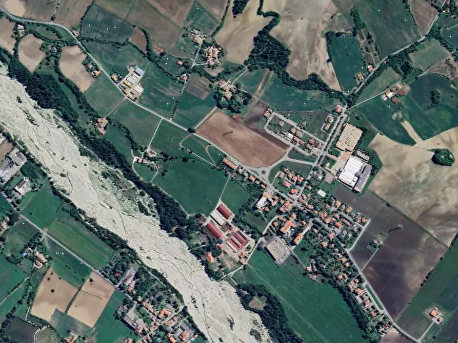 capannone in vendita a Felino