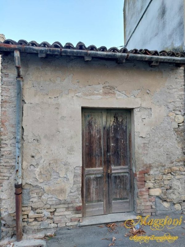 casa indipendente in vendita a Felino