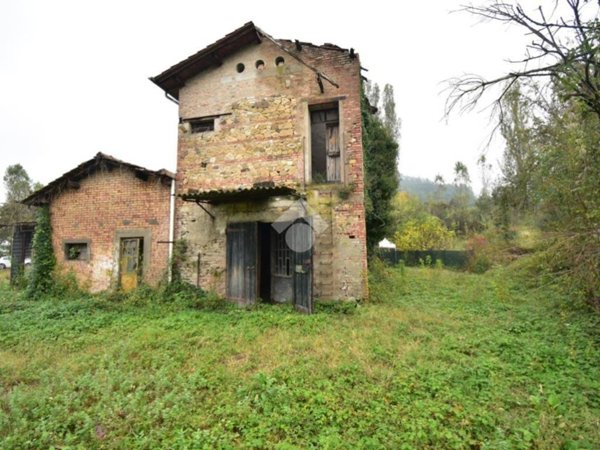 casa indipendente in vendita a Felino