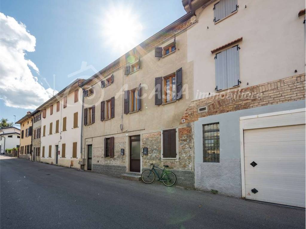 appartamento in vendita a Felino