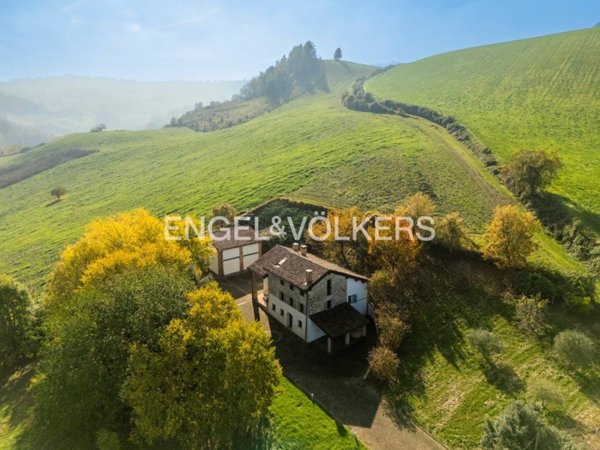 casa indipendente in vendita a Felino