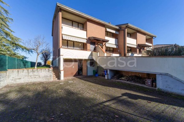 casa indipendente in vendita a Felino