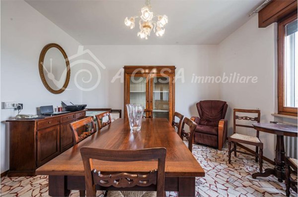 casa indipendente in vendita a Felino