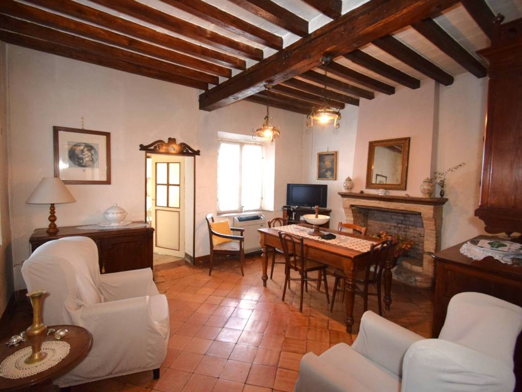 casa indipendente in vendita a Felino