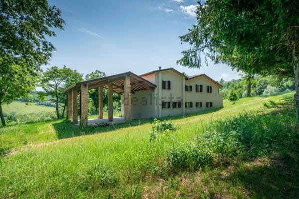 casa indipendente in vendita a Felino