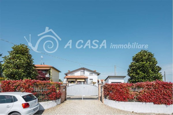 casa indipendente in vendita a Felino