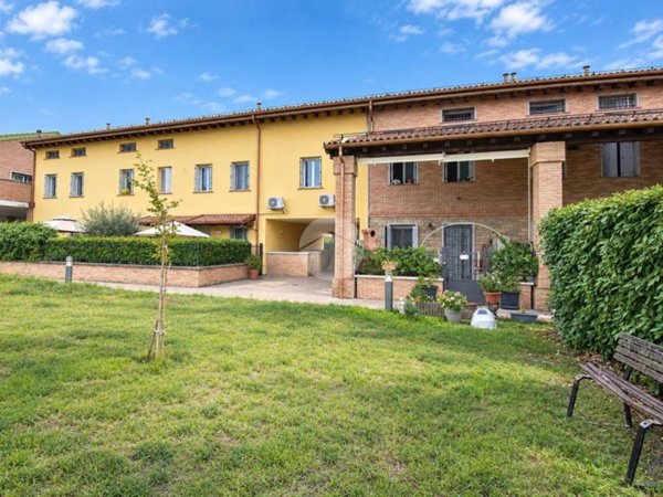 appartamento in vendita a Felino
