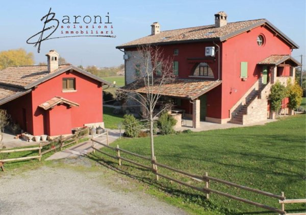 casa indipendente in vendita a Fidenza in zona Cabriolo