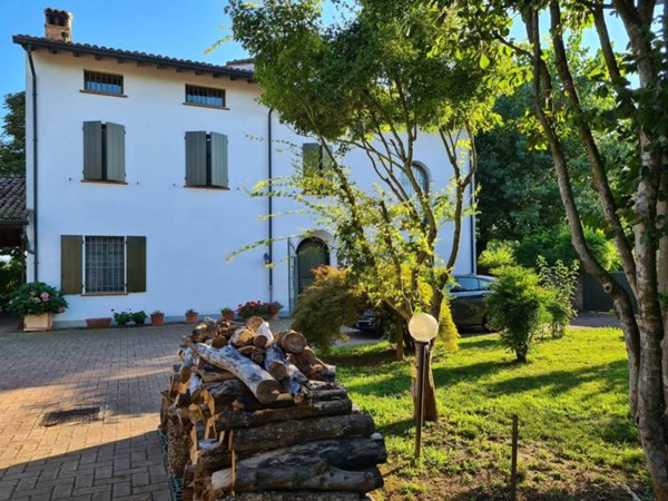 villa in vendita a Fidenza