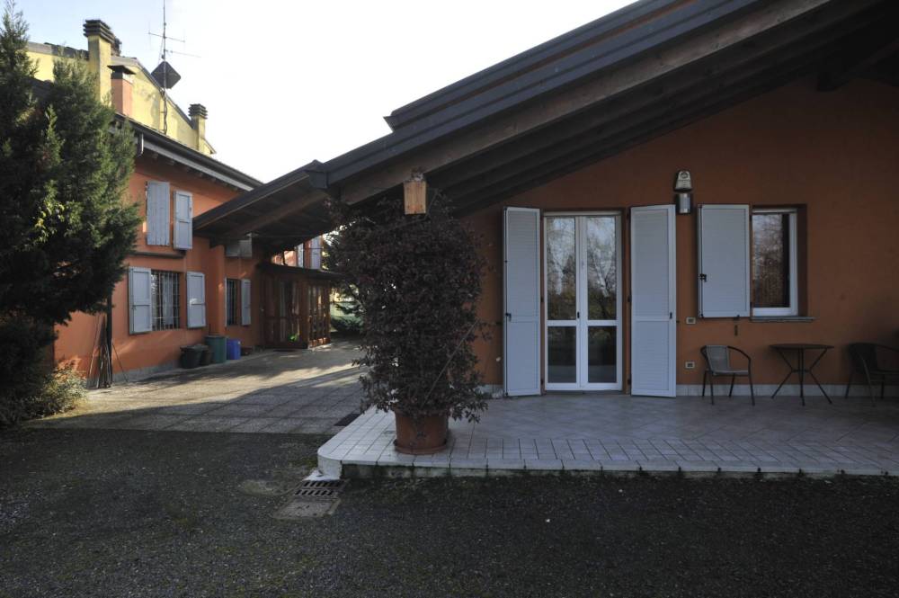casa indipendente in vendita a Fidenza in zona Castione Marchesi