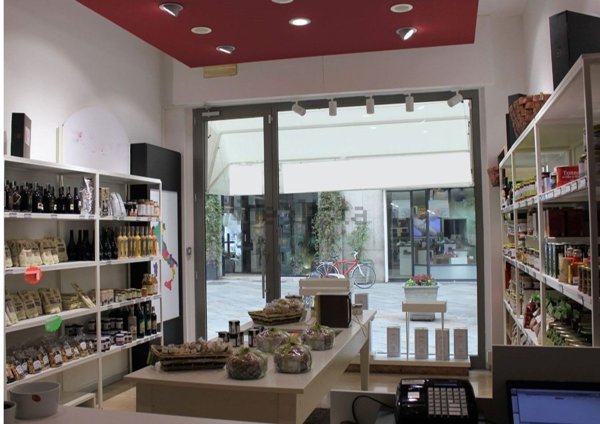negozio in vendita a Fidenza
