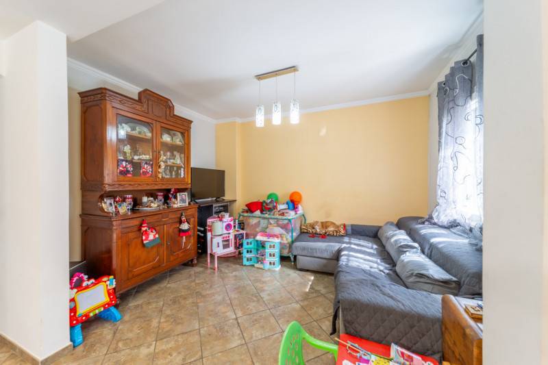casa indipendente in vendita a Fidenza