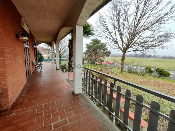 casa indipendente in vendita a Fidenza