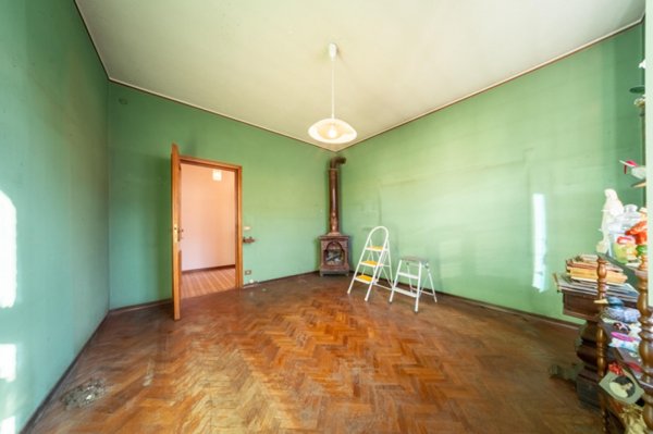 casa indipendente in vendita a Fidenza