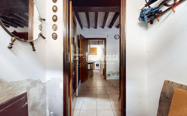 casa indipendente in vendita a Fidenza