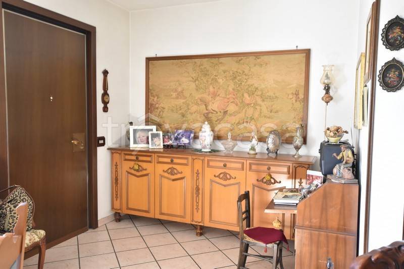 casa indipendente in vendita a Fidenza