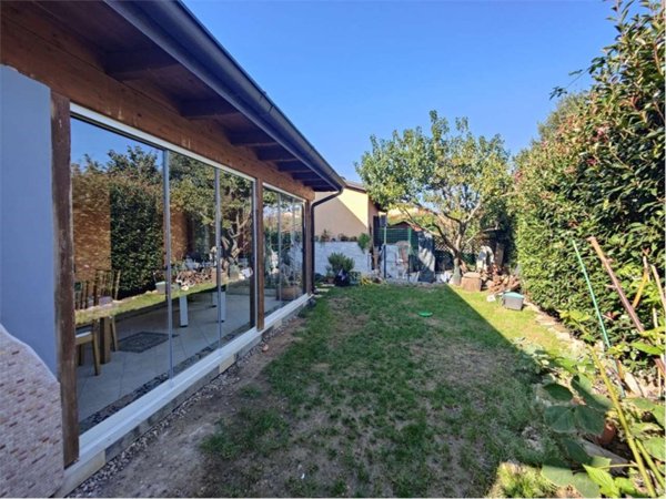 casa indipendente in vendita a Fidenza in zona Fornio