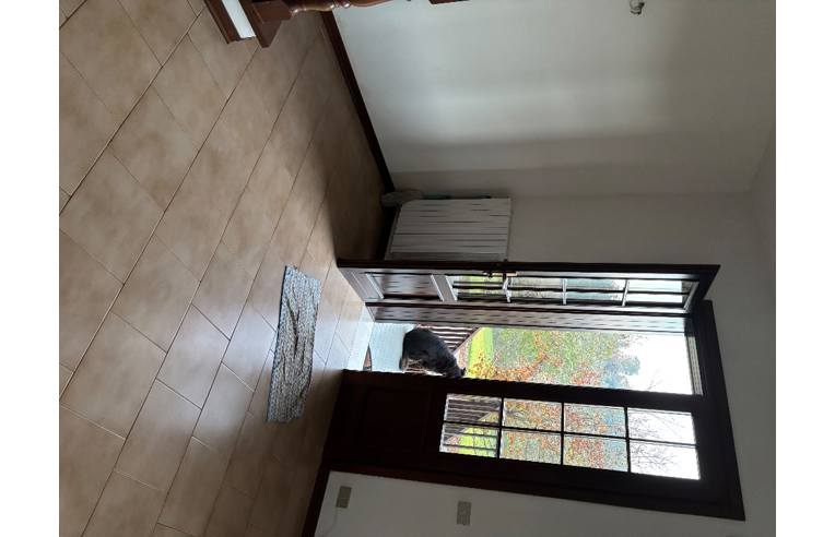 casa indipendente in vendita a Fidenza