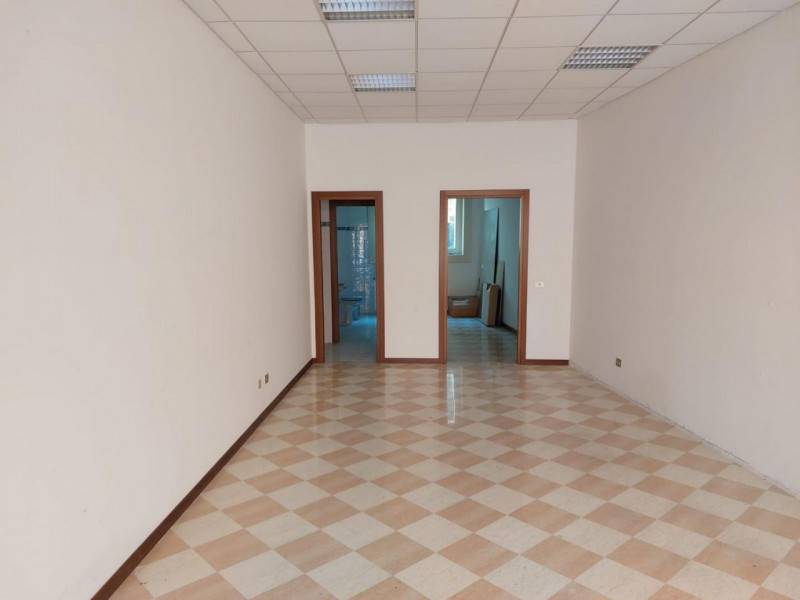 negozio in vendita a Fidenza