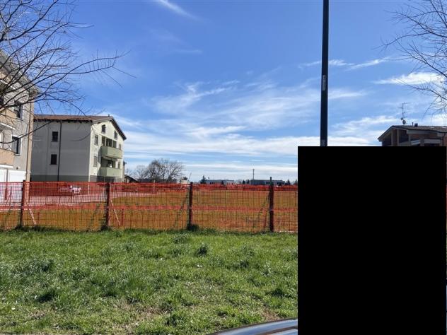 casa indipendente in vendita a Fidenza