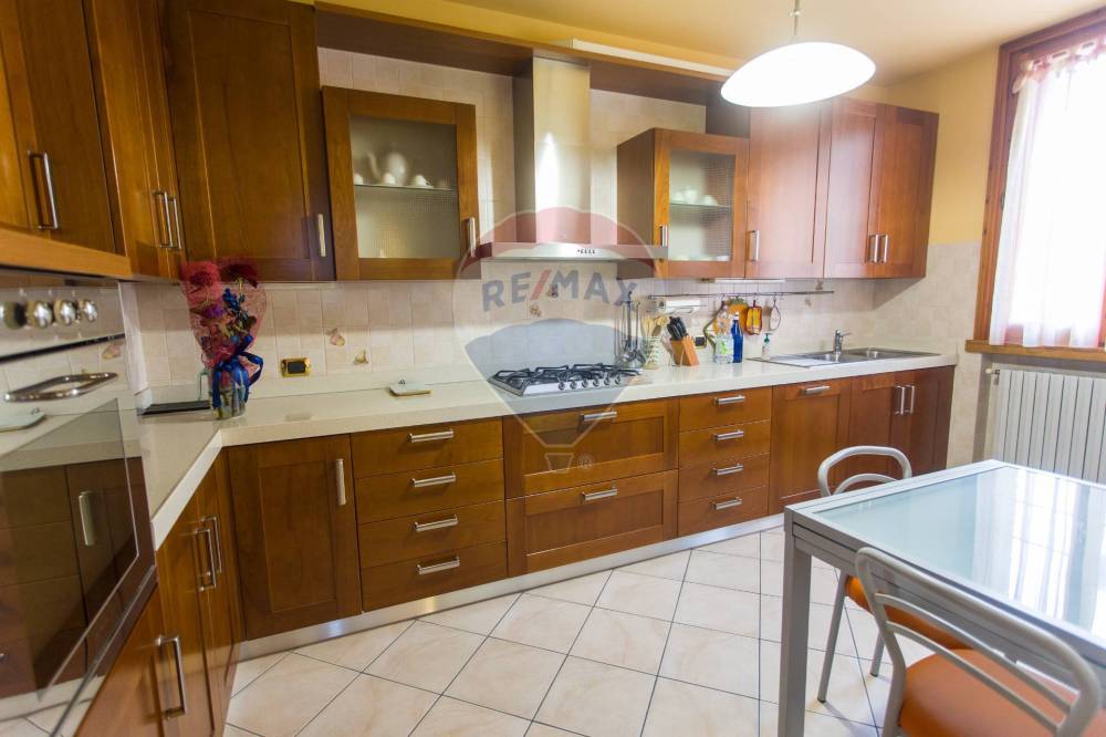 appartamento in vendita a Fidenza in zona Fornio