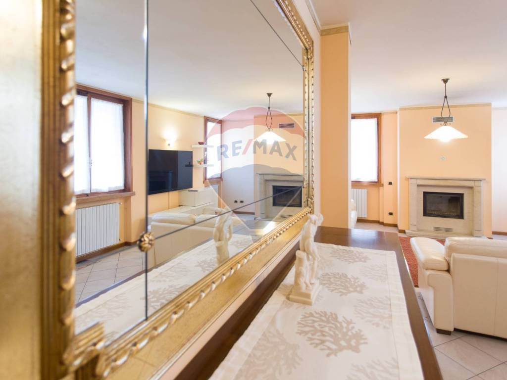 appartamento in vendita a Fidenza in zona Fornio