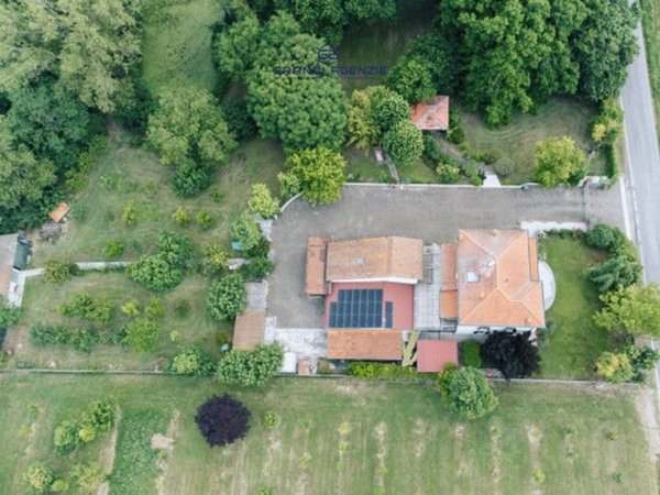 casa indipendente in vendita a Fidenza