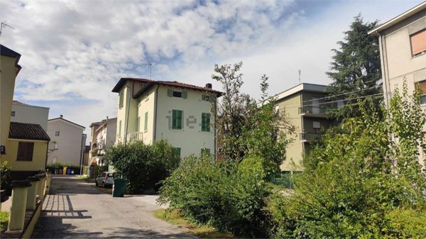 casa indipendente in vendita a Fidenza