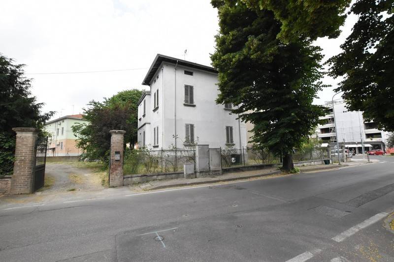 casa indipendente in vendita a Fidenza