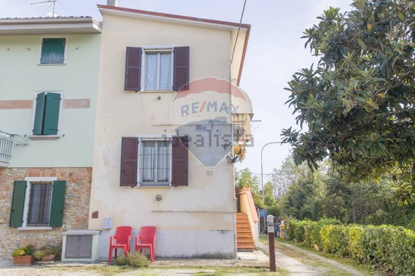 casa semindipendente in vendita a Fidenza