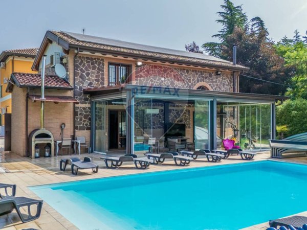 casa indipendente in vendita a Fidenza in zona San Faustino